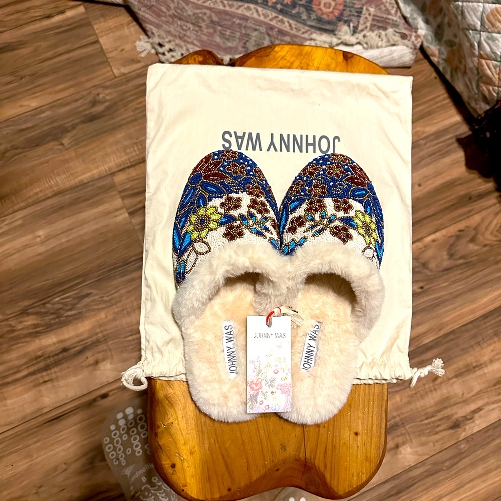 NWT Johnny Was Bloom Beaded Mule Slippers Floral Embroidered Slippers